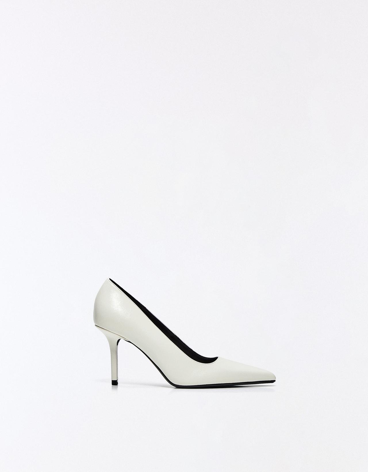 High-heel shoes — WHITE