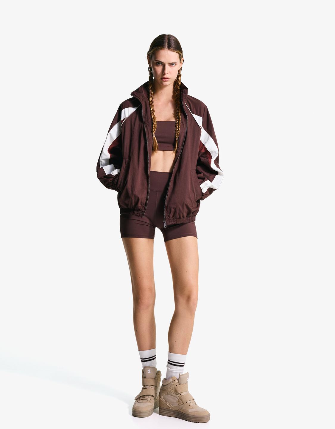 Lightweight zip-up jacket
