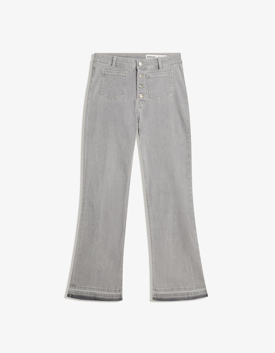 Cropped flare jeans