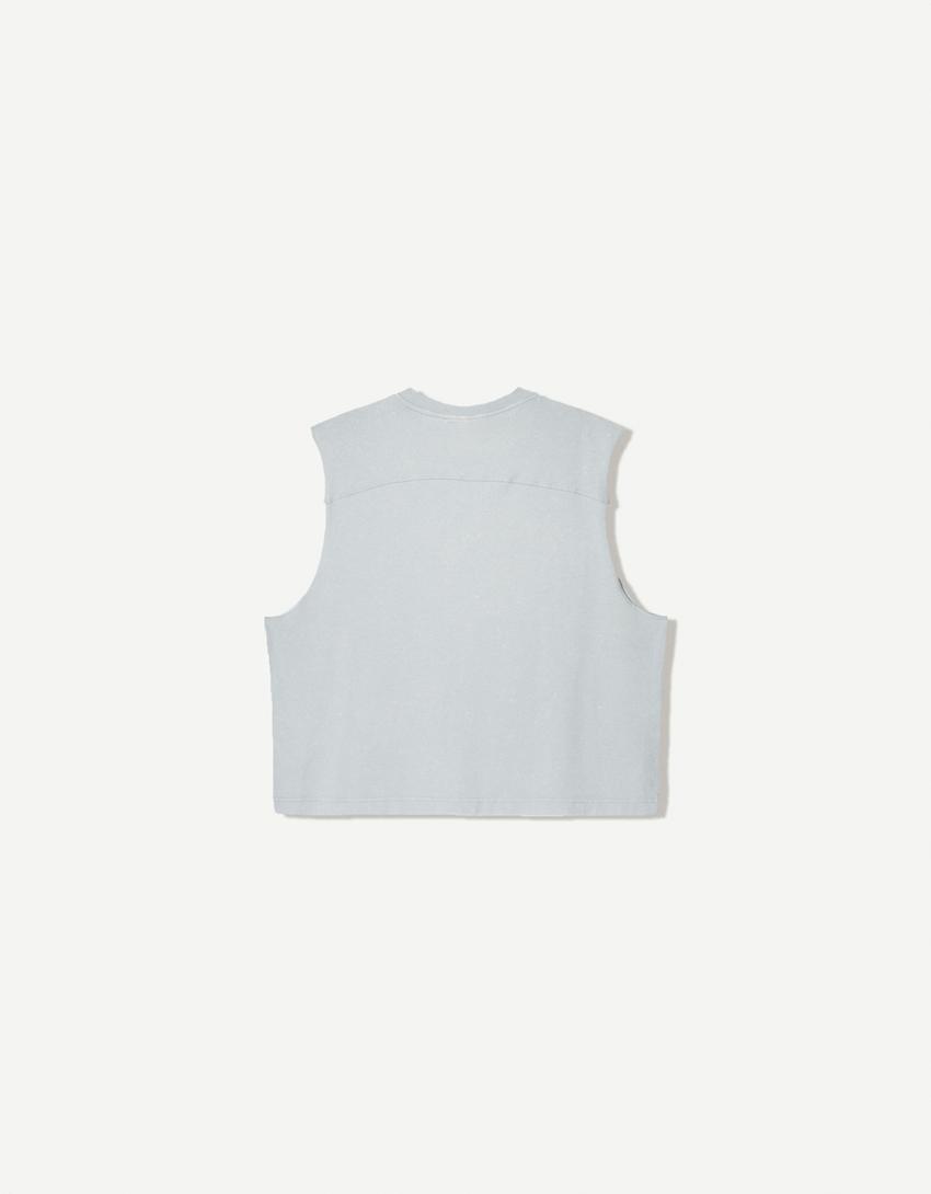 Sleeveless top-Grey-4