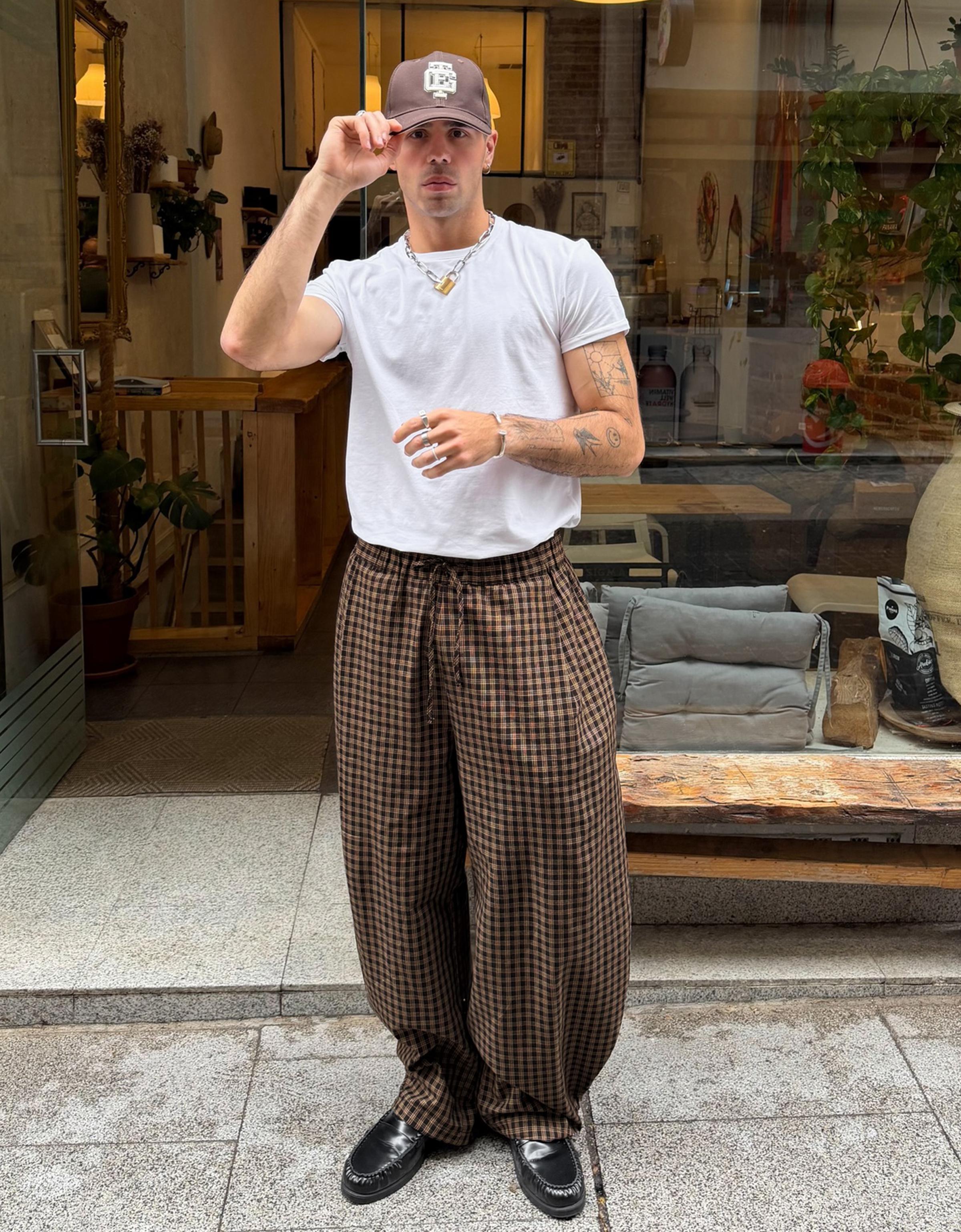 Bershka Pantalón Jogger Cuadros Hombre Negro