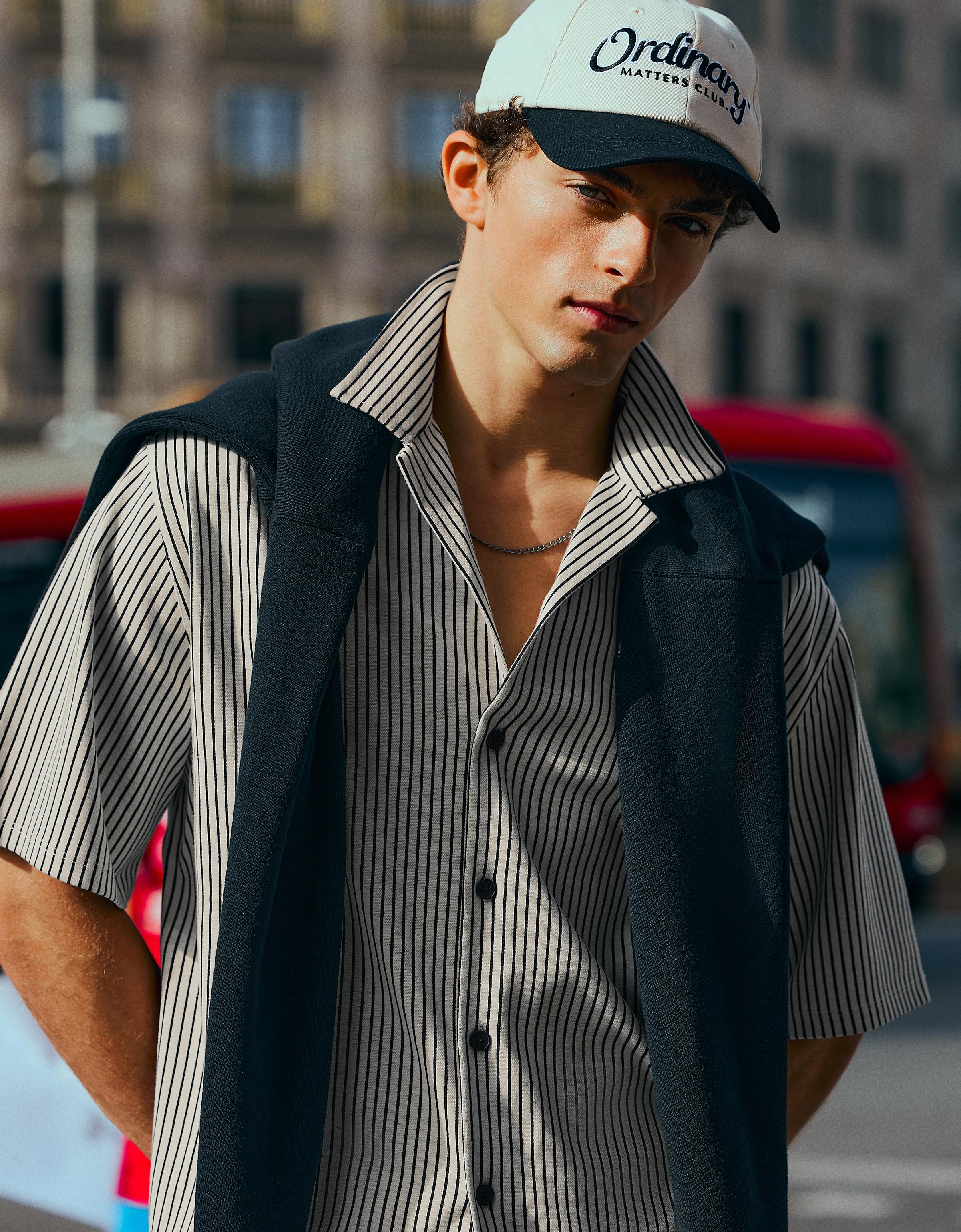 Short sleeve boxy print shirt — Navy