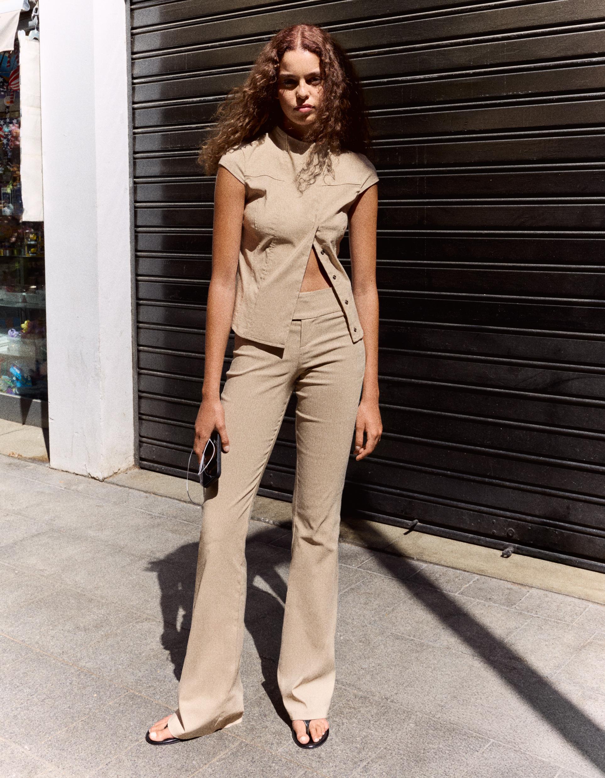 Bershka Pantalón Flare Bengalina Mujer Crudo