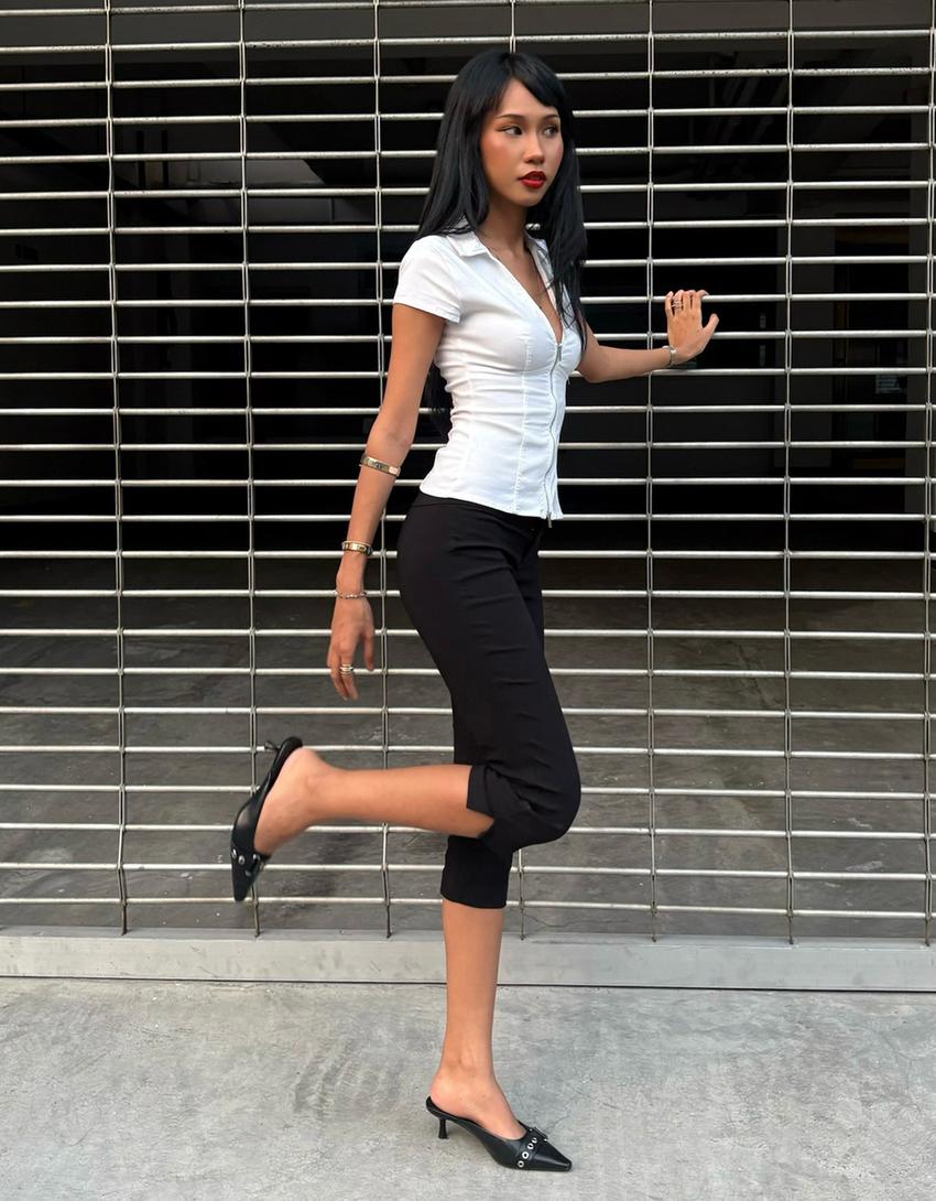 Short sleeve printed shirt with zip