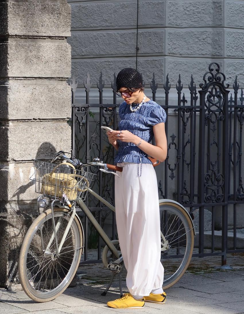 Short sleeve shirt with ties-Dark blue