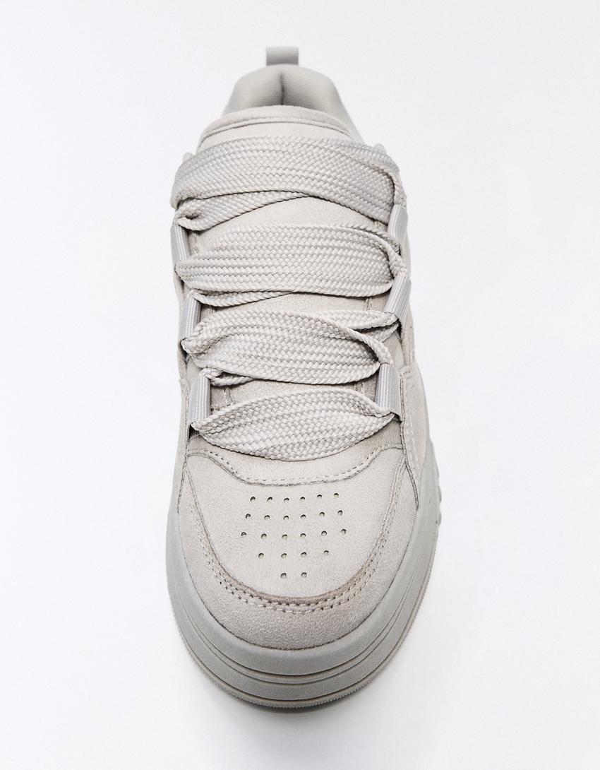 Skate-Sneaker mit dicker Sohle-Grau