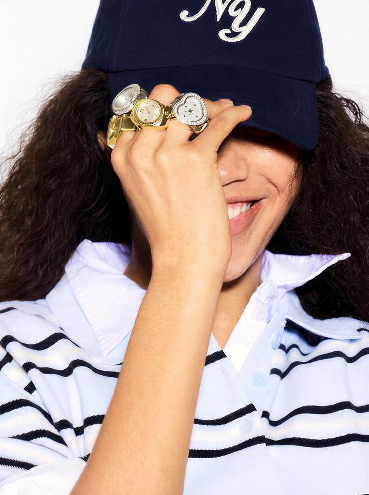 Yuvarlak saat yüzük