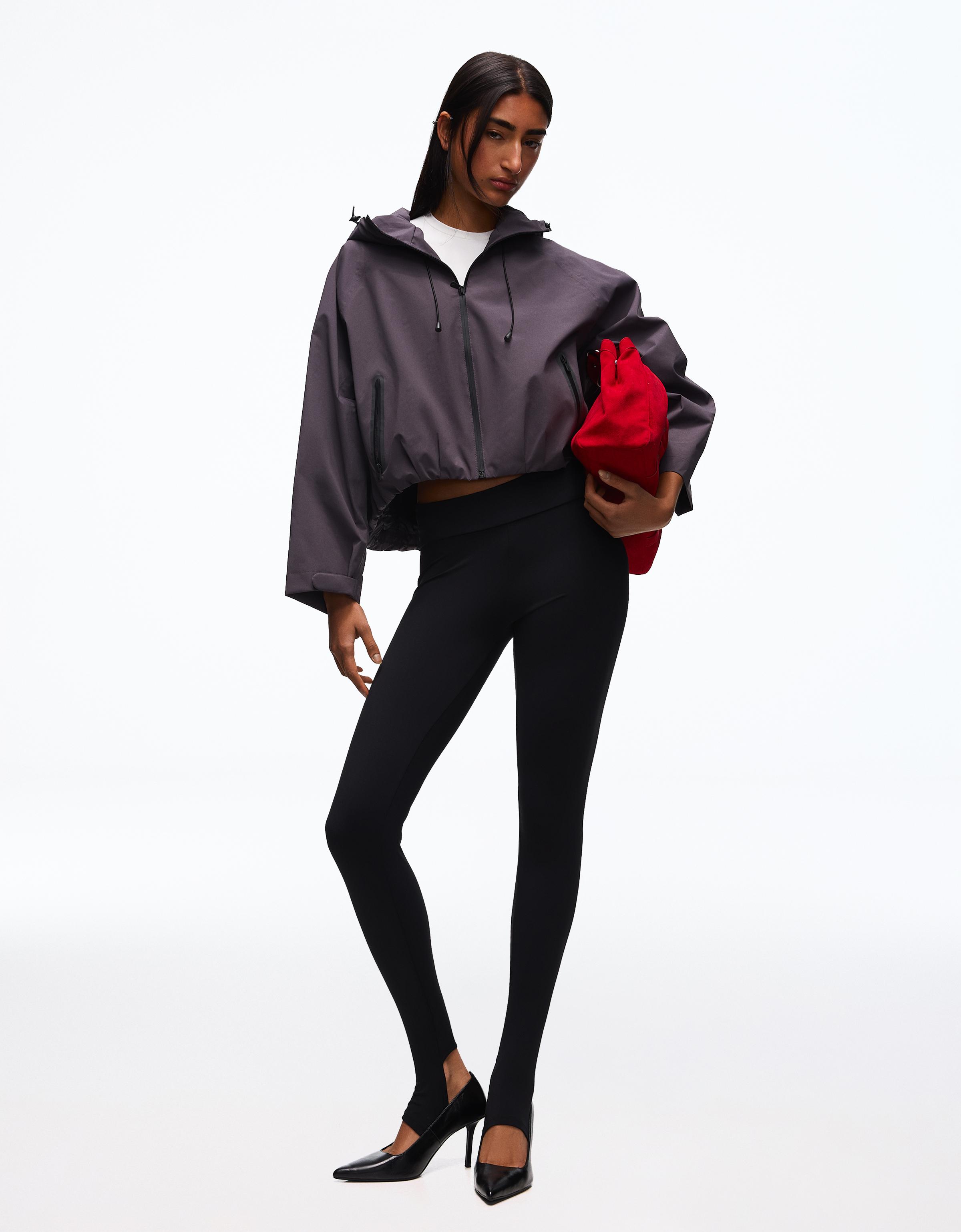 Bershka Cazadora Nylon Capucha Oversize Waterproof Mujer Grafito