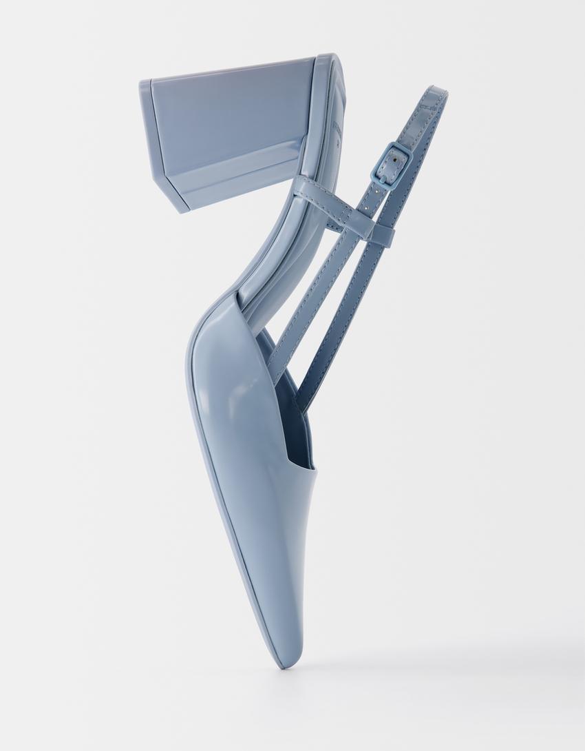 Block heel slingback shoes - Women | Bershka