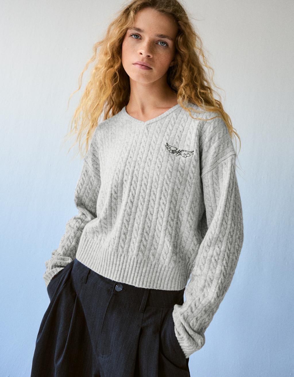 Bershka Embroidered cable-knit boxy V-neck jumper
