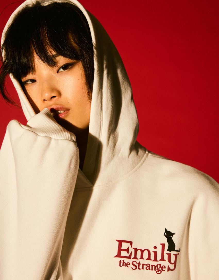 Emily the Strange Sweatshirt-Grbrochenes Weiss