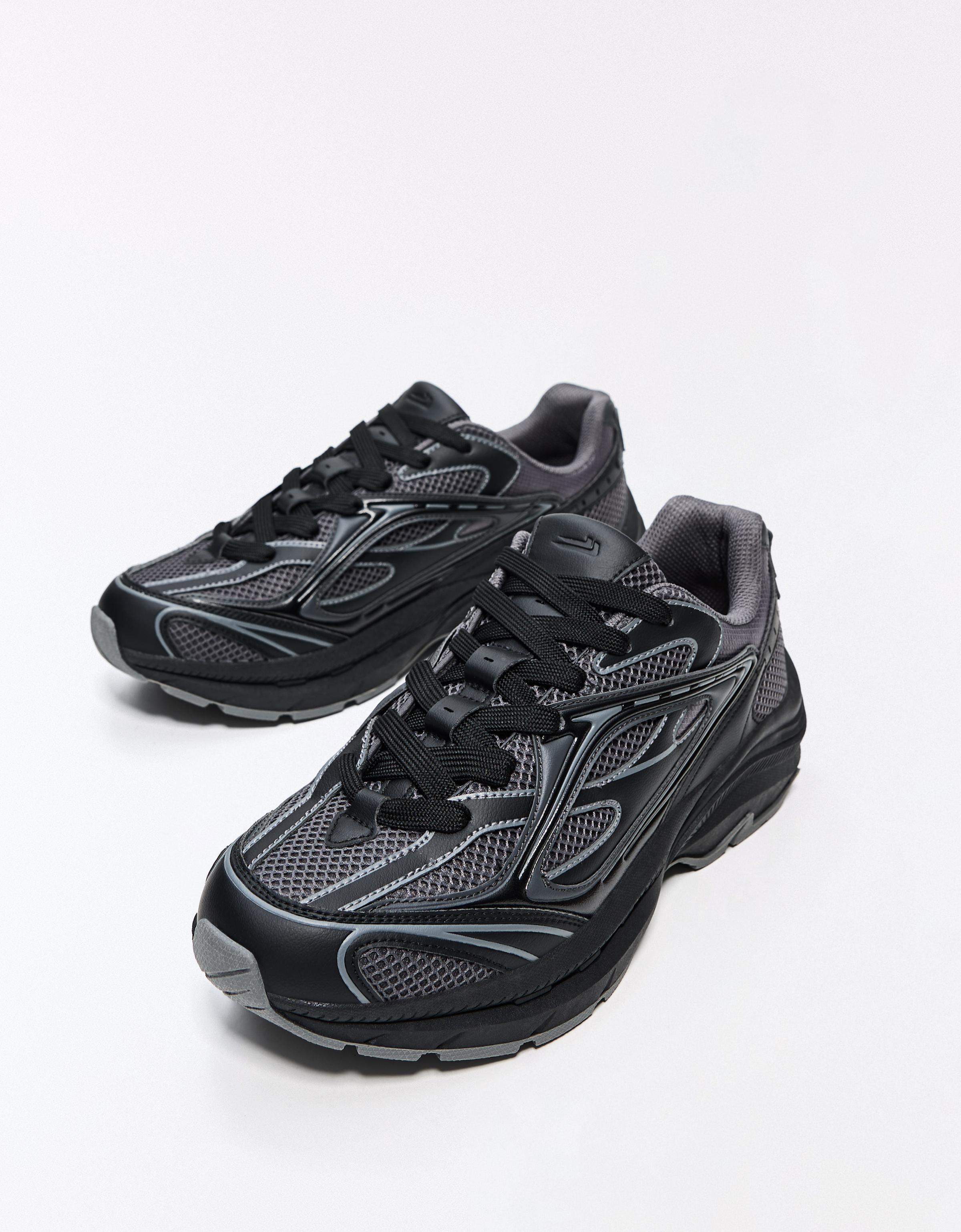 Chunky sole trainers — BLACK