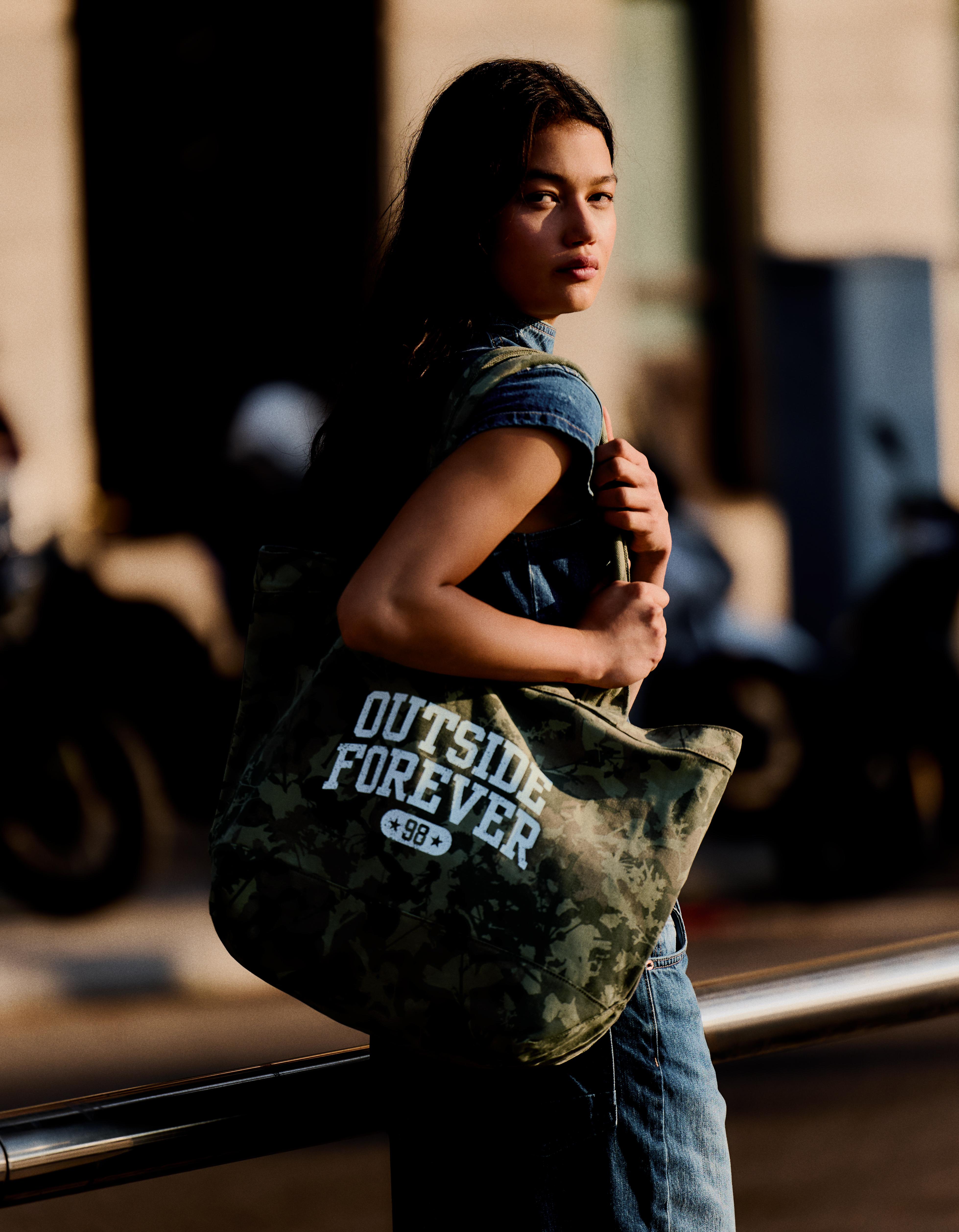 Printed twill tote bag — Khaki
