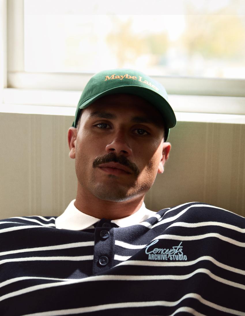 قميص بولو مخطط برسومات مخططة-كحلي