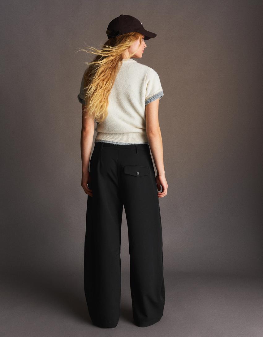 Barrel trousers with pleats-Black