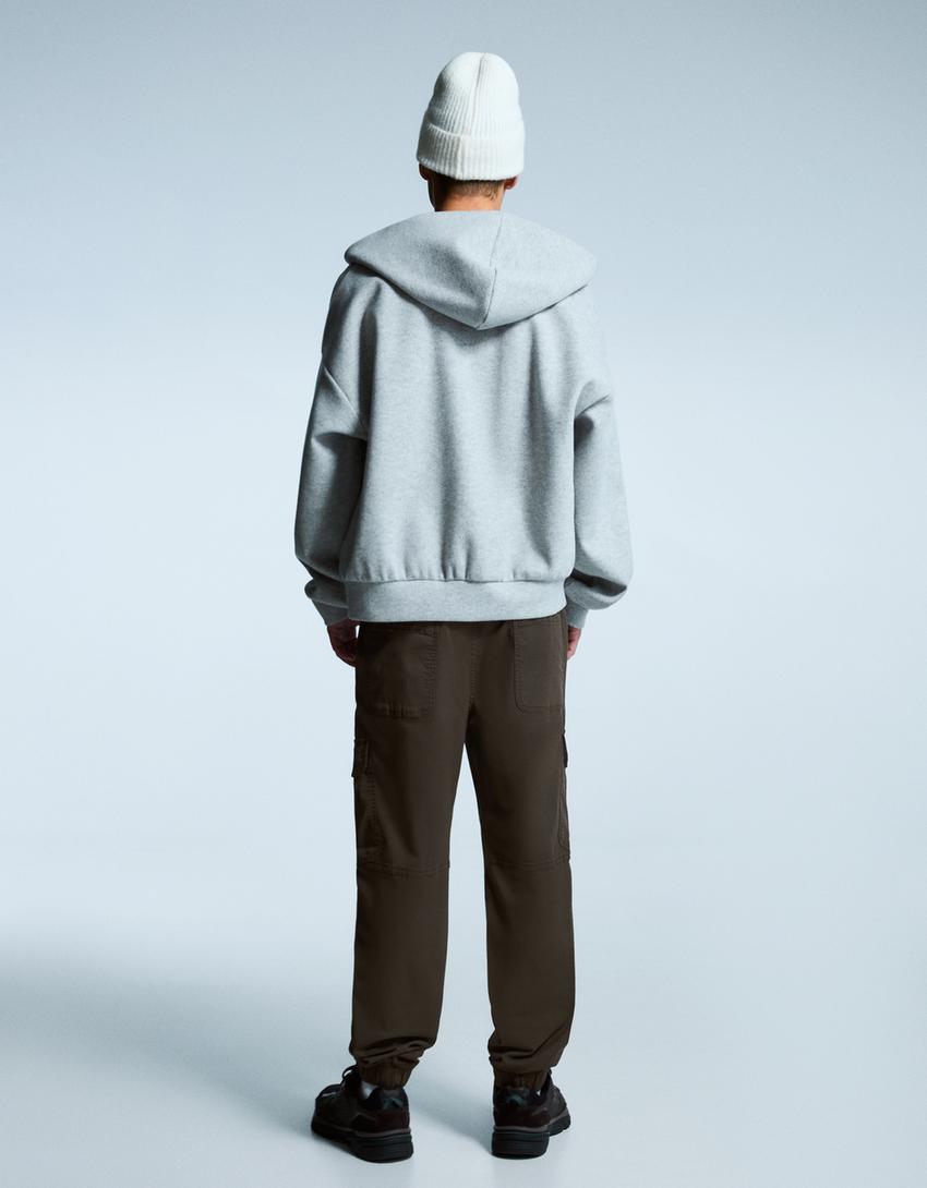 Pantalón jogger cargo-Marrón