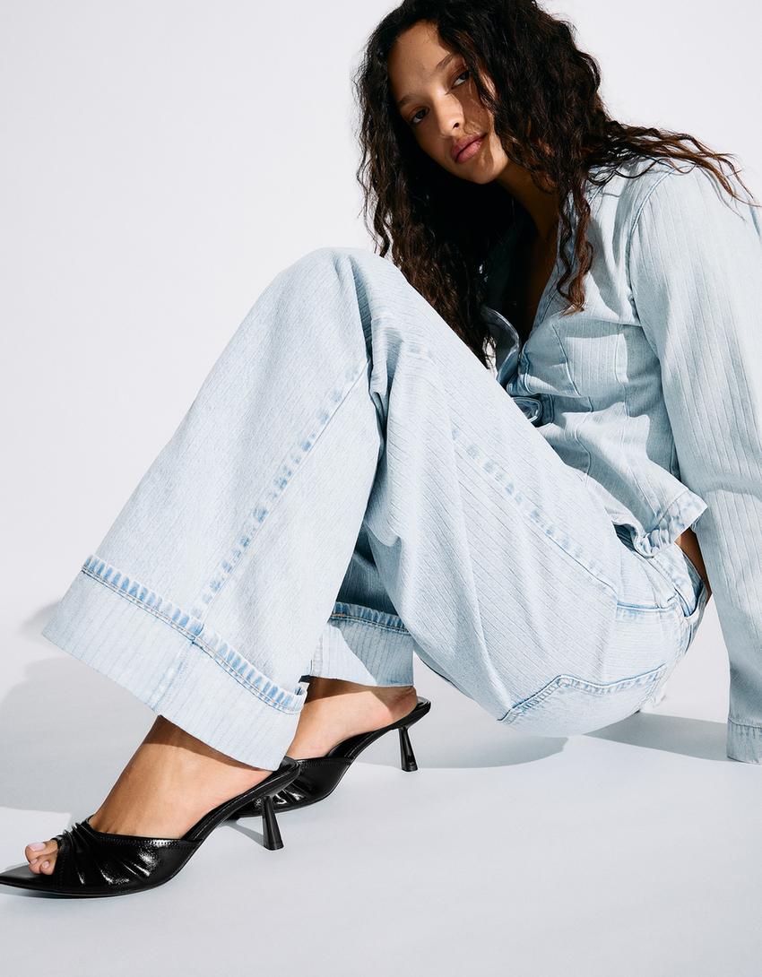 Mule with ruched detail-BLACK