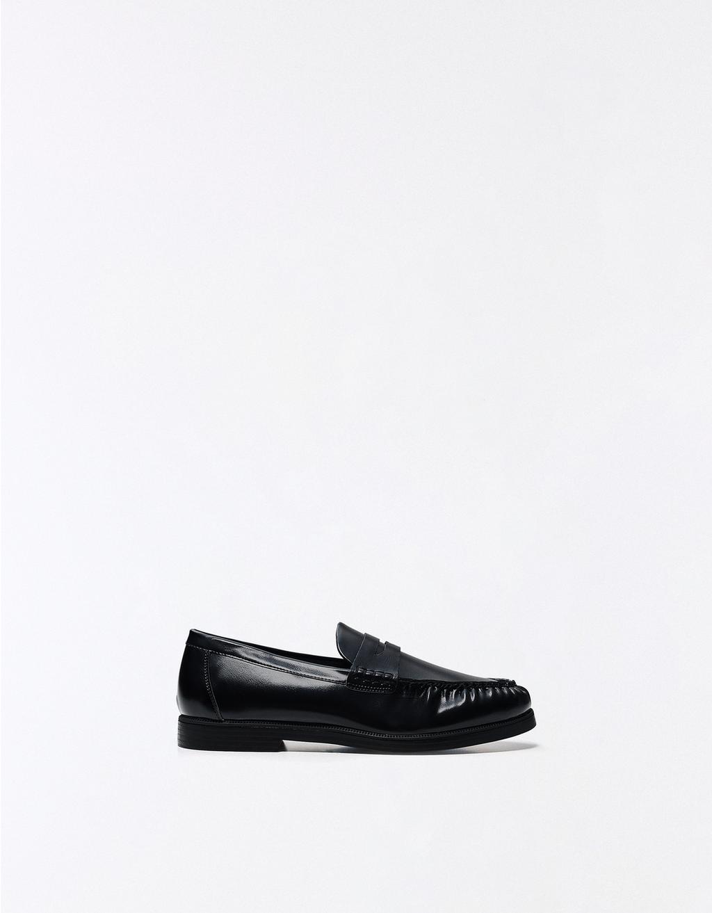 Bershka Büzməli loaferlər