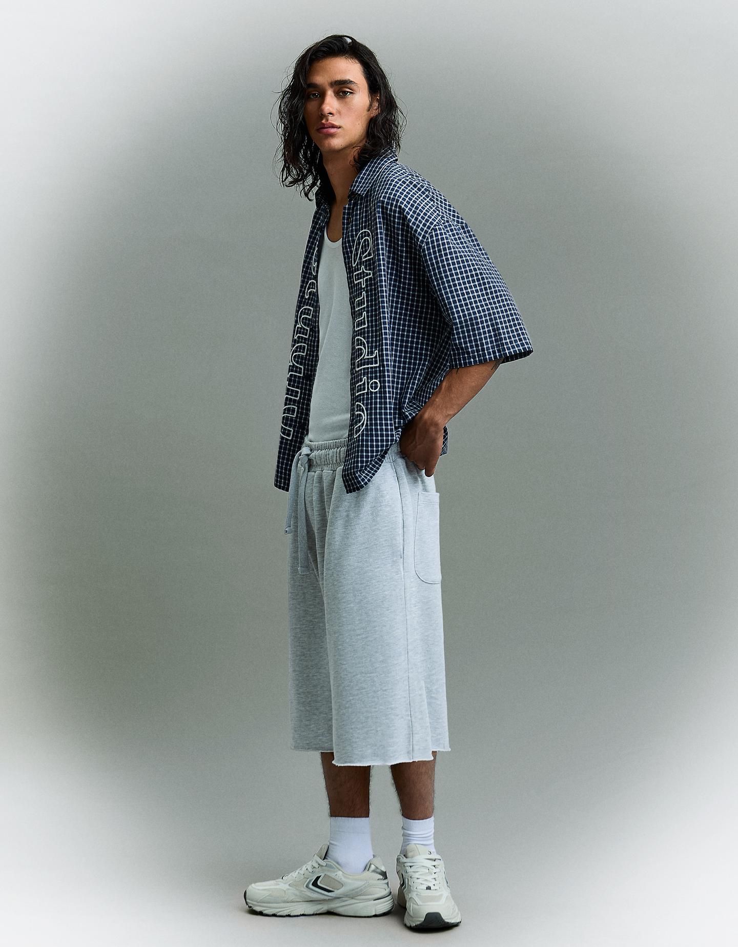 Bershka bermudy jogger szary