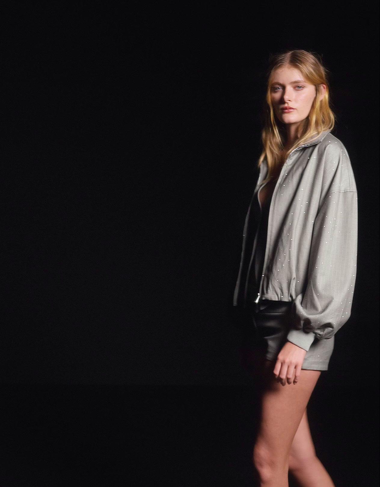 Mini taşlı şort - Görsel 15