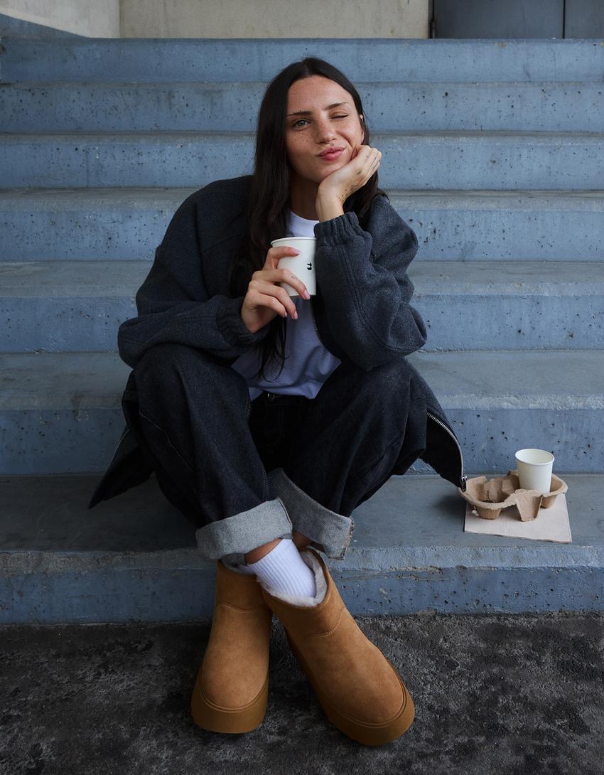 Platform ankle boots with faux fur lining-CAMEL