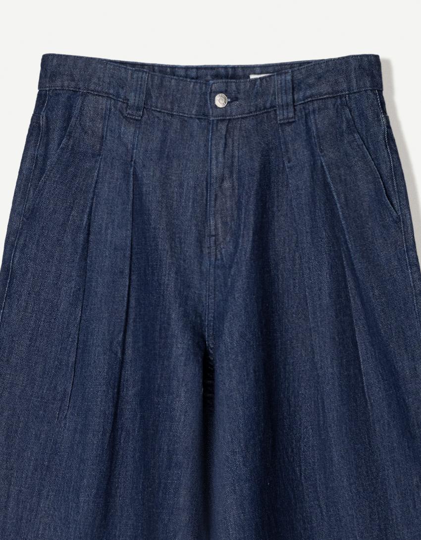 Plisserade baggy bermudashorts i denim
