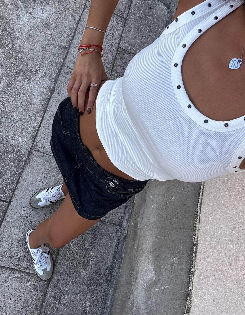 Sleeveless T-shirt with studs-Off white-1