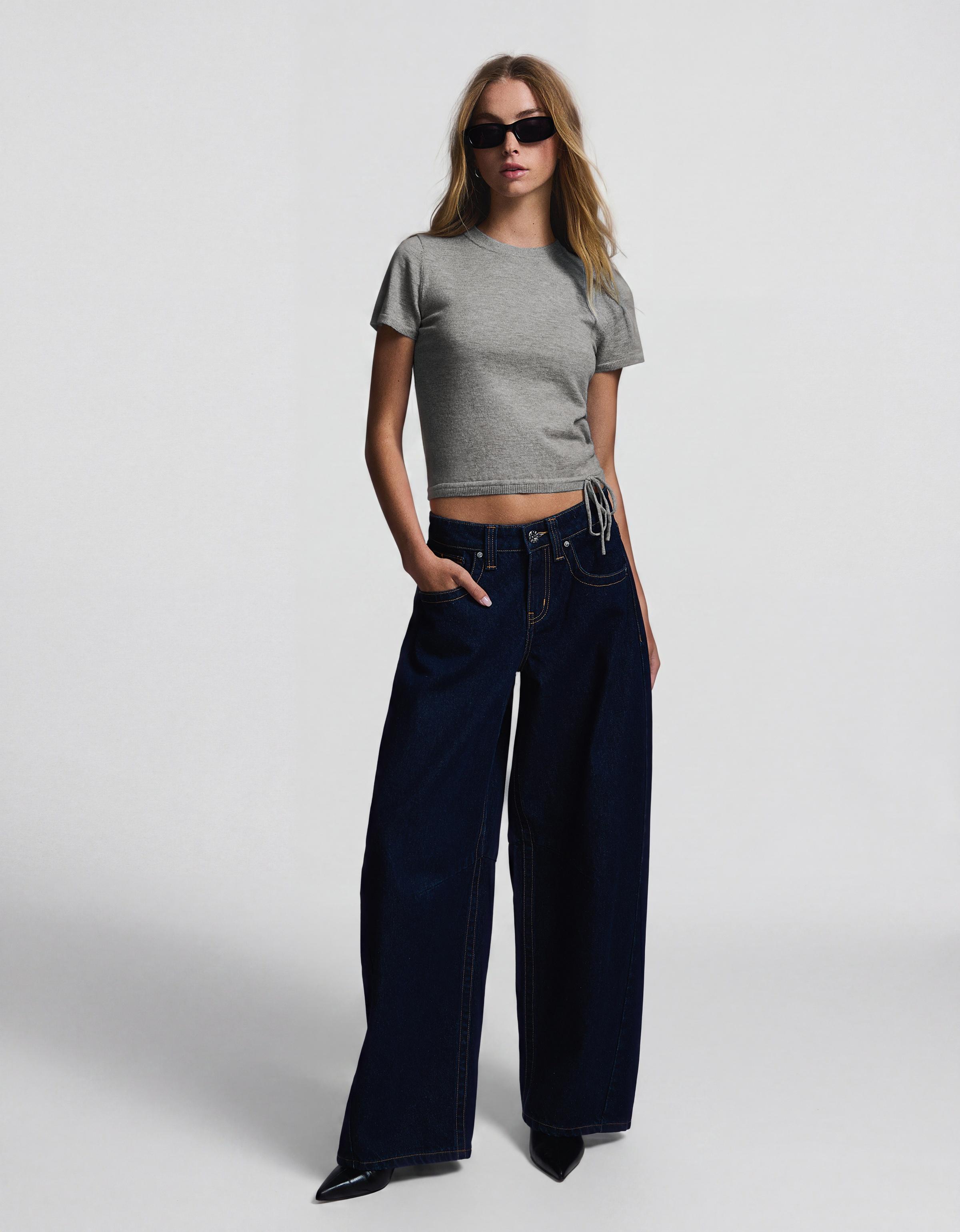 Short-sleeved round neck knit jumper — Grey