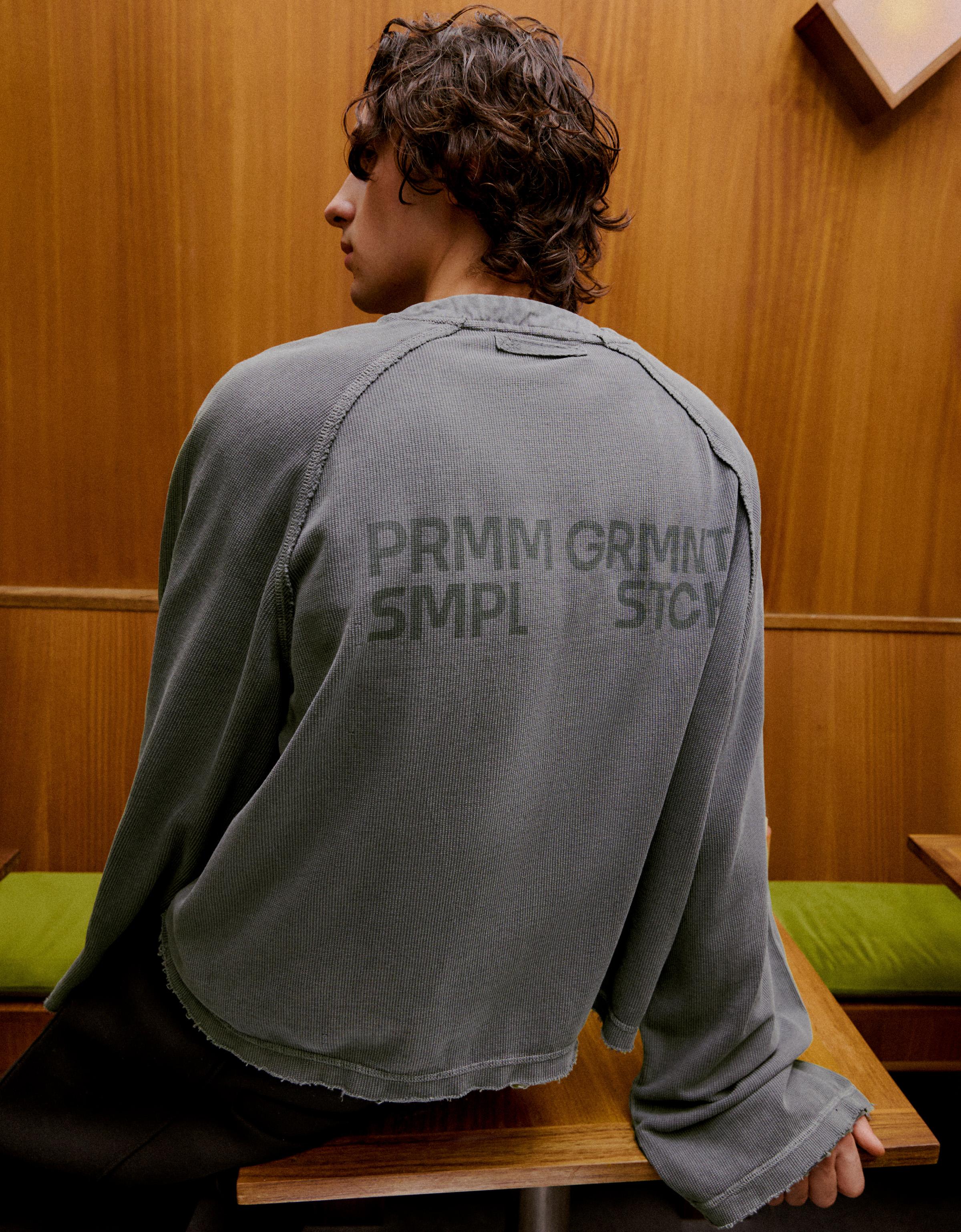 Long sleeve henley print T-shirt — Dark grey