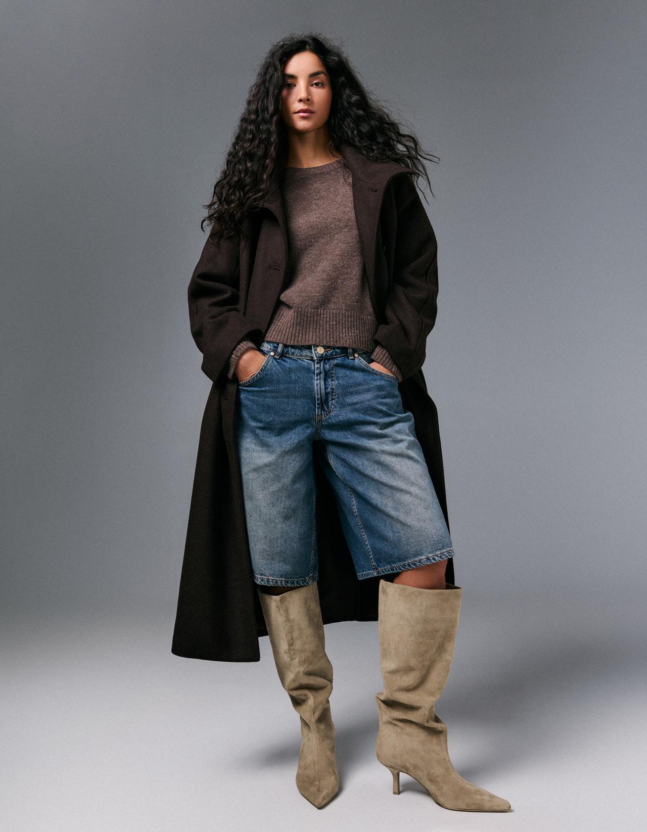 Kitten heel boots — BEIGE