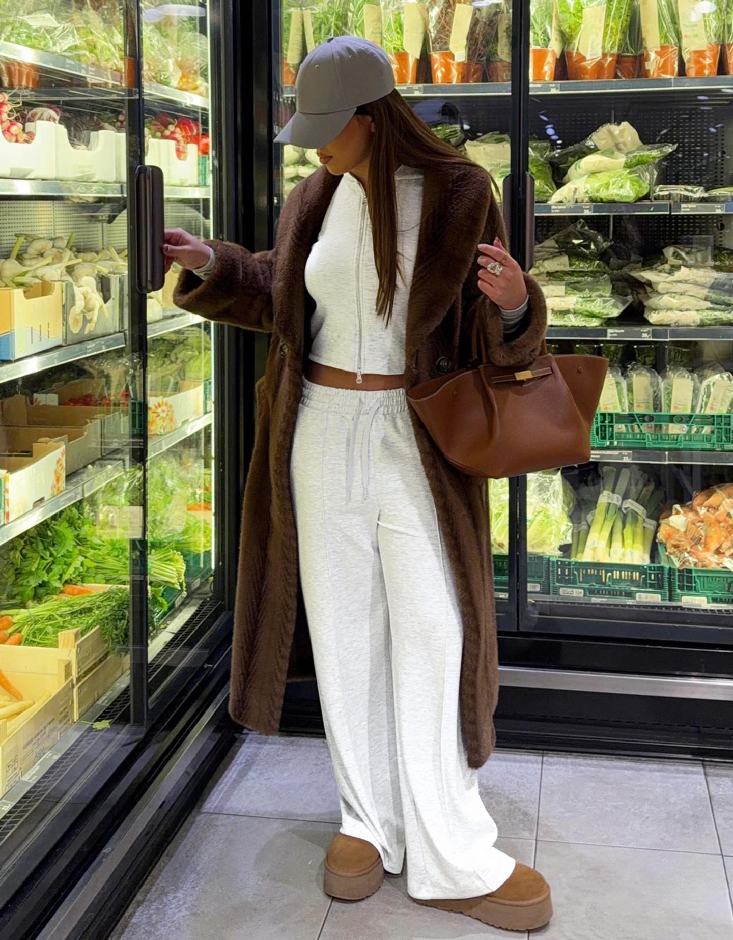 Bershka spodnie wide leg soft touch szary