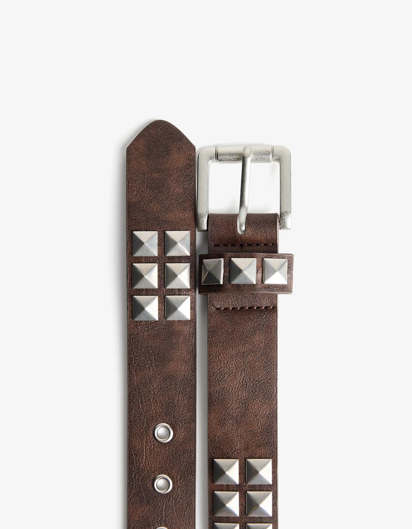 Cinturó tatxes efecte pell-Marró