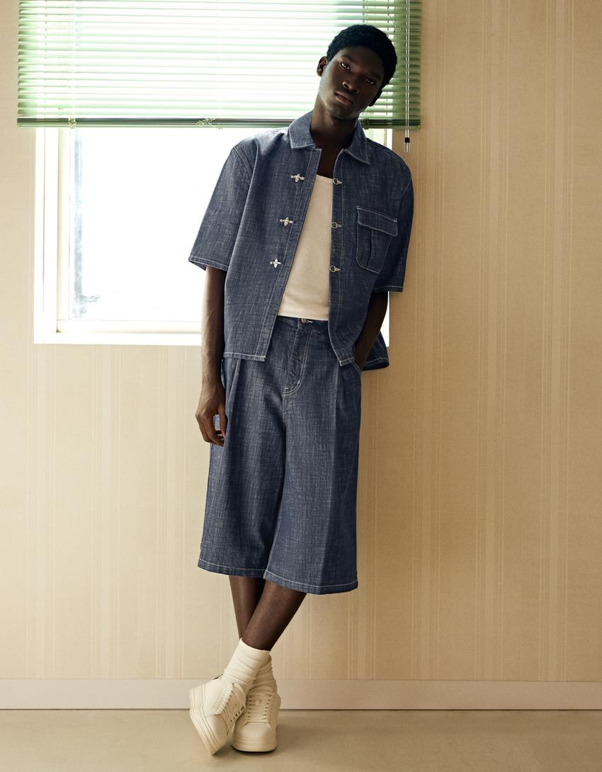 Short sleeve denim shirt with clasp fasteners-Navy