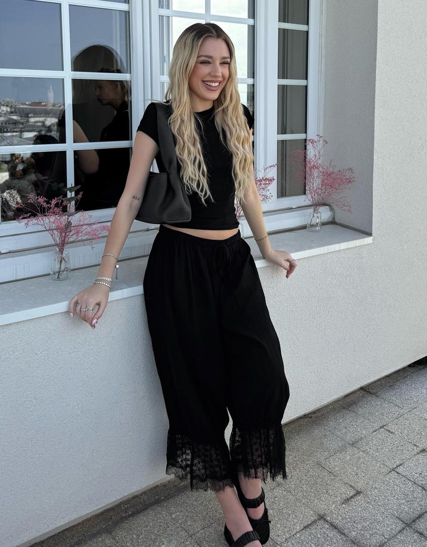 Pantalon bouffant style lingerie-Noir