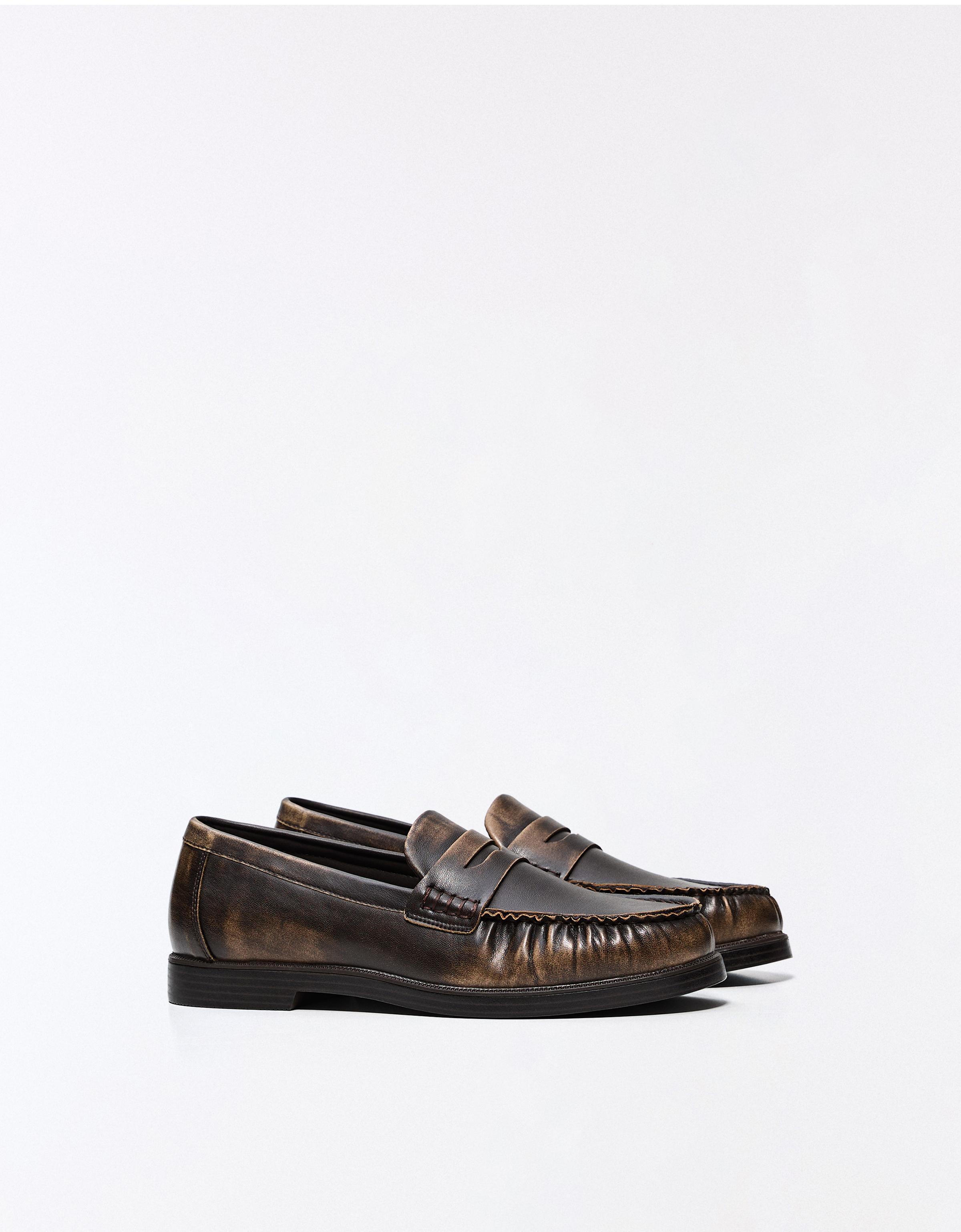 BRUSHED LOAFERS — Brown