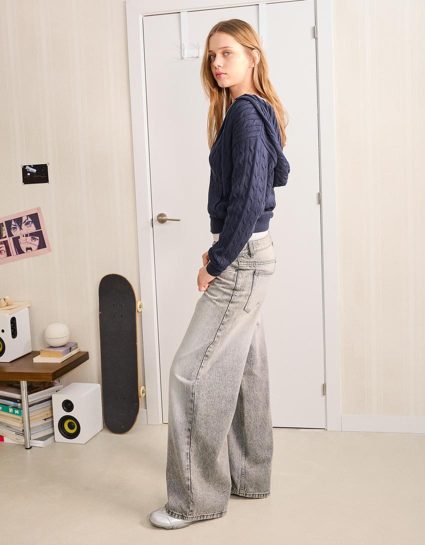 Jeans boyfriend tiro bajo-Gris