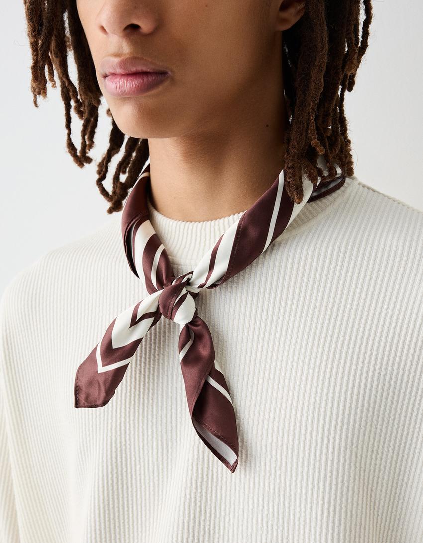 Satiny scarf-Cream-3