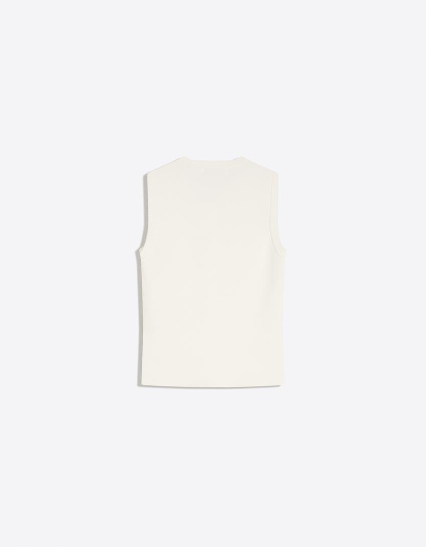 Round neck button-up vest-Cream