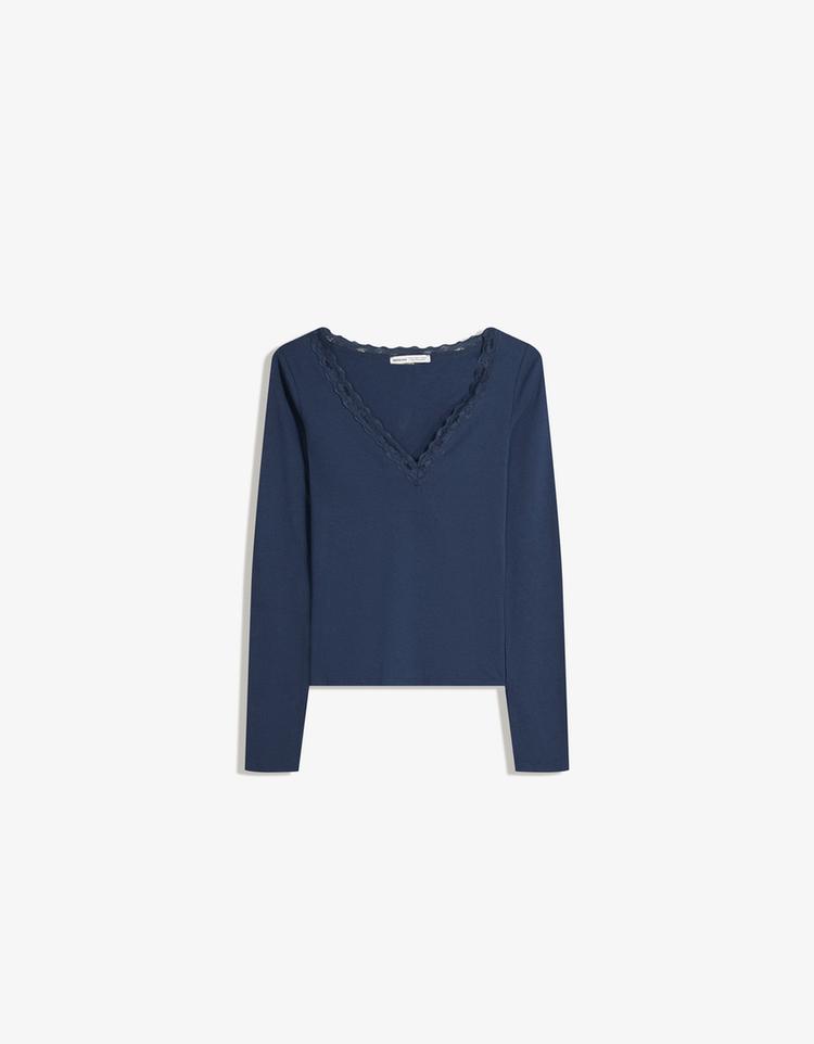 Long sleeve lace T-shirt