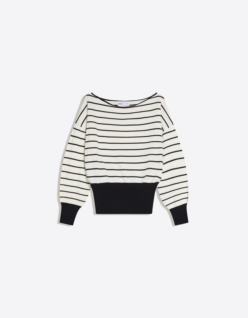 Asymmetric print sweater-Black