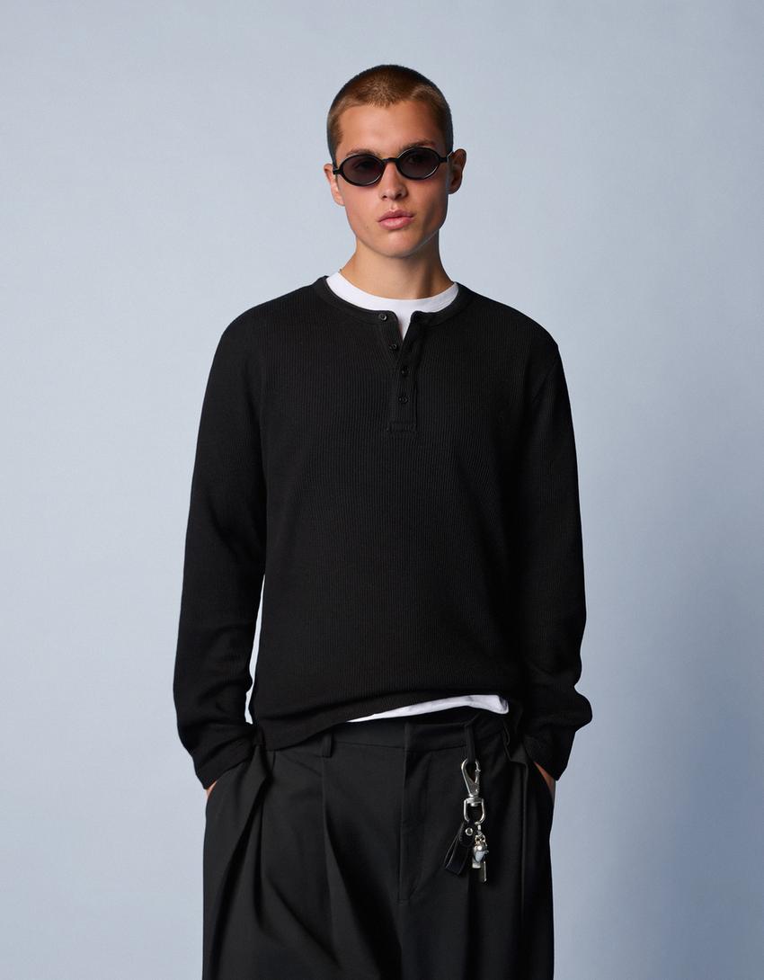 Camiseta manga larga henley slim fit-Negro