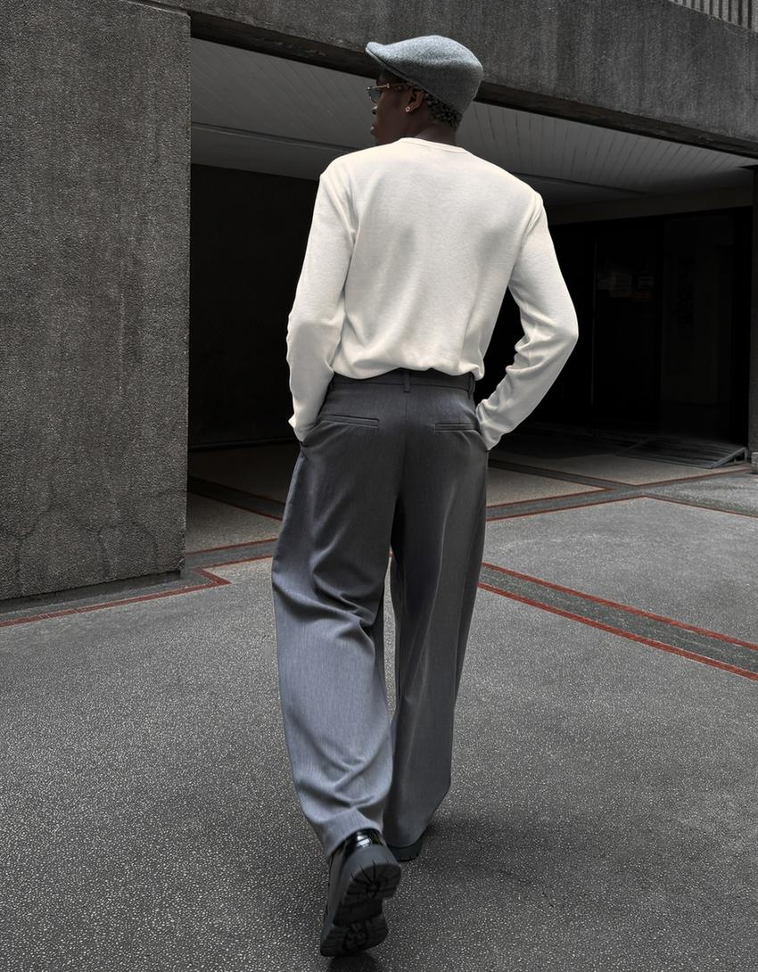 Long-sleeve slim-fit Henley collar T-shirt-Off white