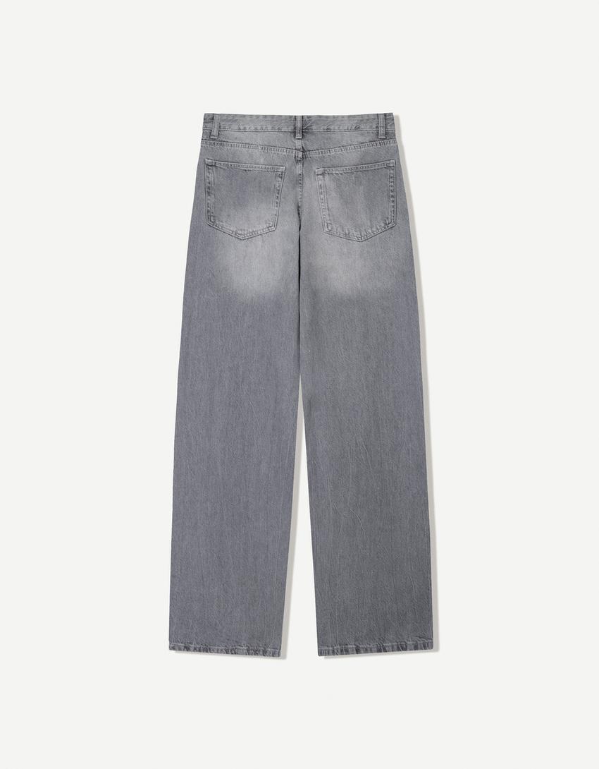 Wide-leg low-waist jeans