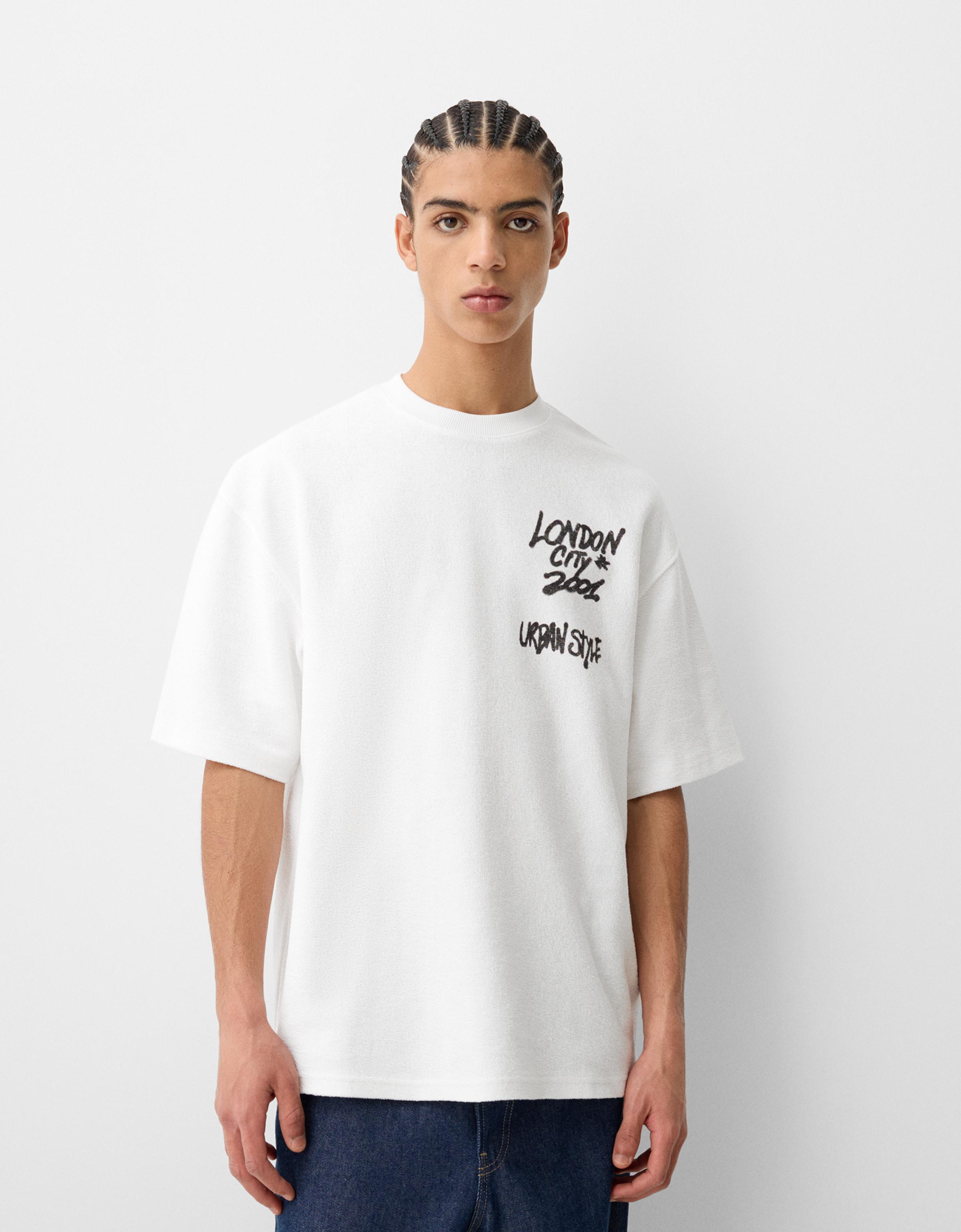 Bershka T-Shirt Aus Plüsch Mit Print Herren S Weiss