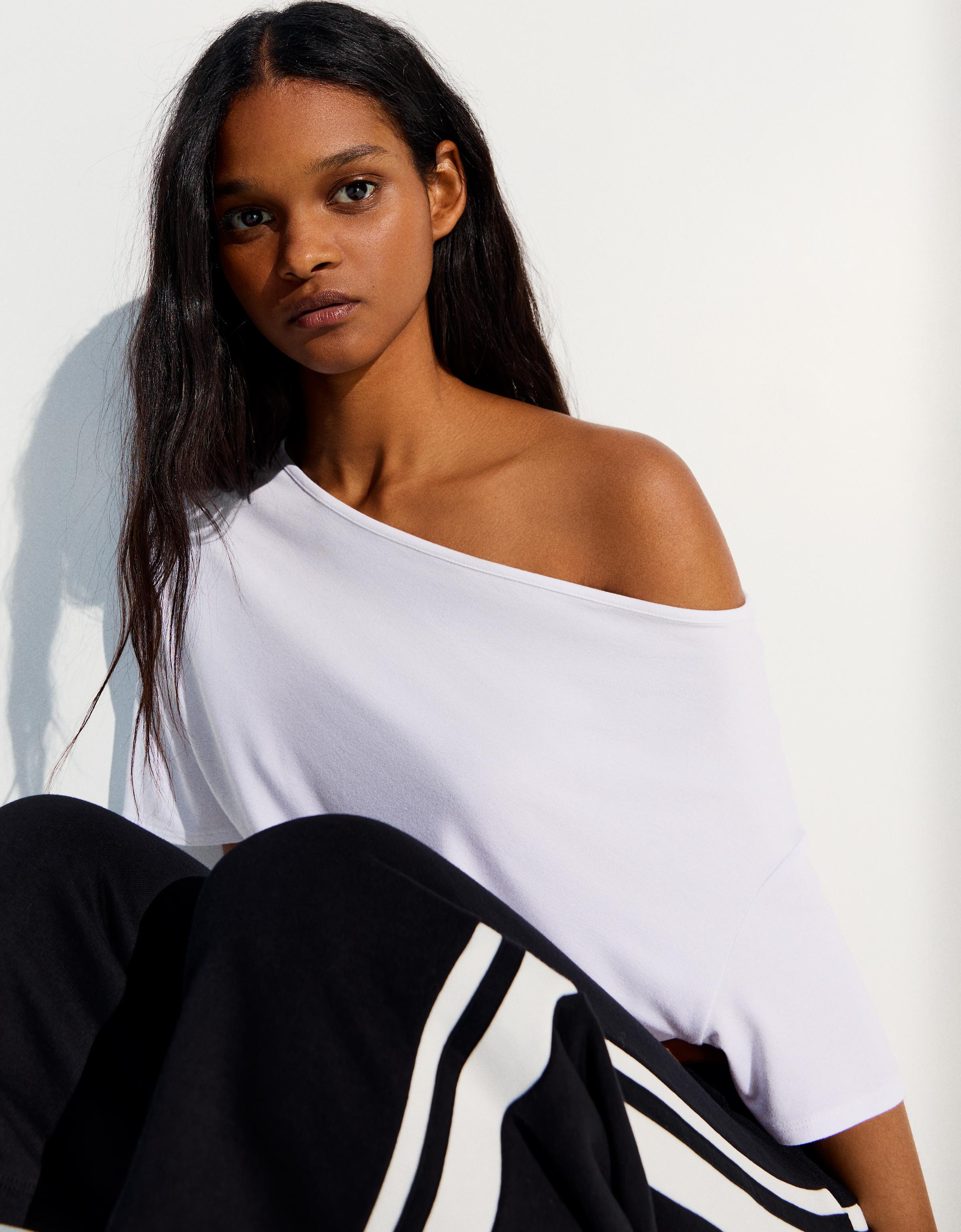 Asymmetric short sleeve T-shirt — White