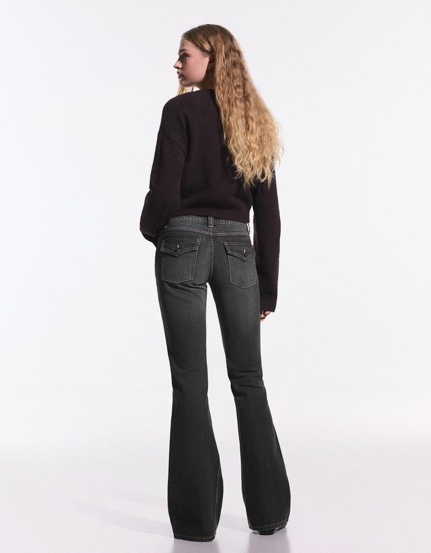 Džinsi ‘baggy fit’ ar zvanveida galiem un pazeminātu jostasvietu-Sudraba