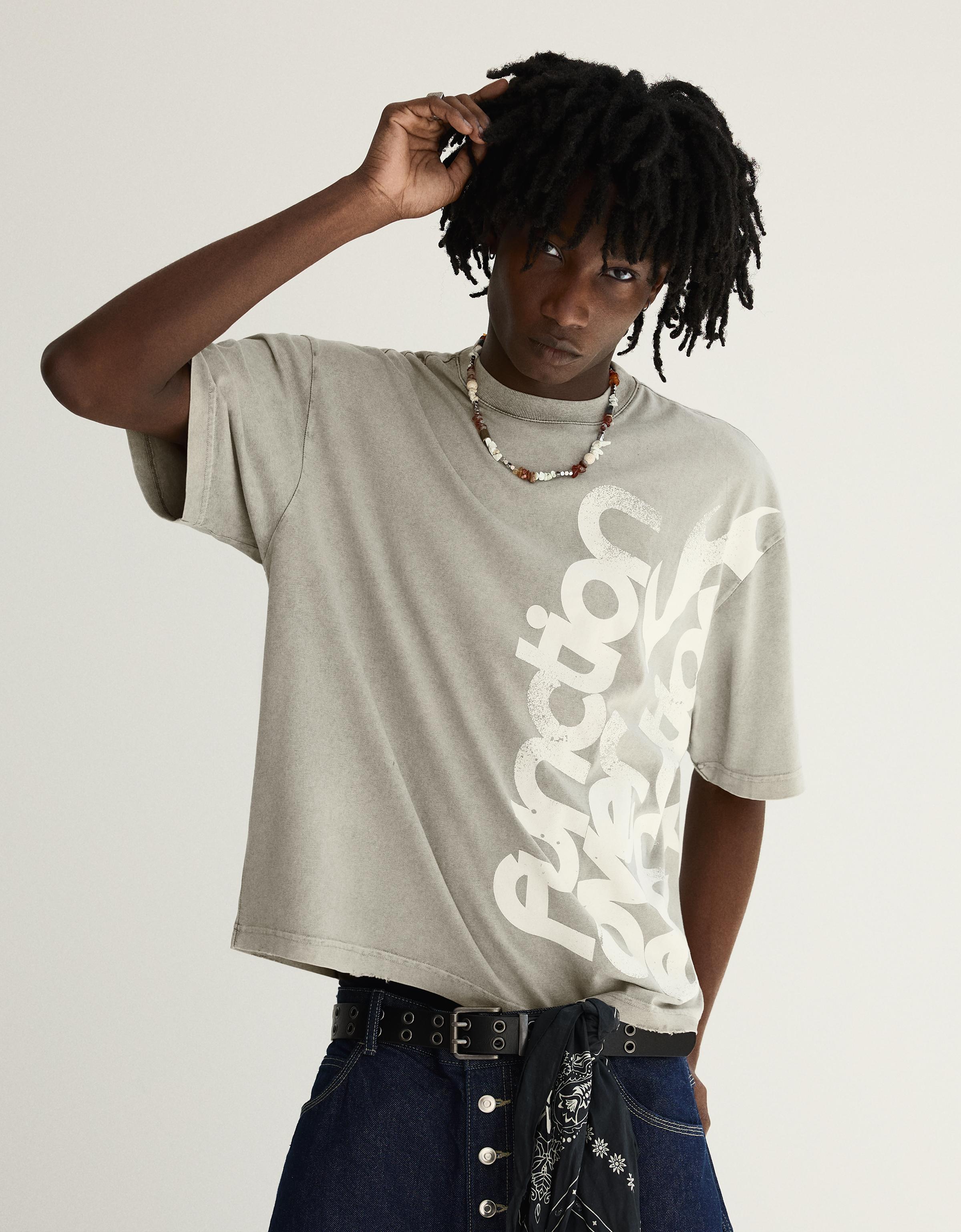 Bershka Camiseta Boxy Lavada Print Hombre Gris