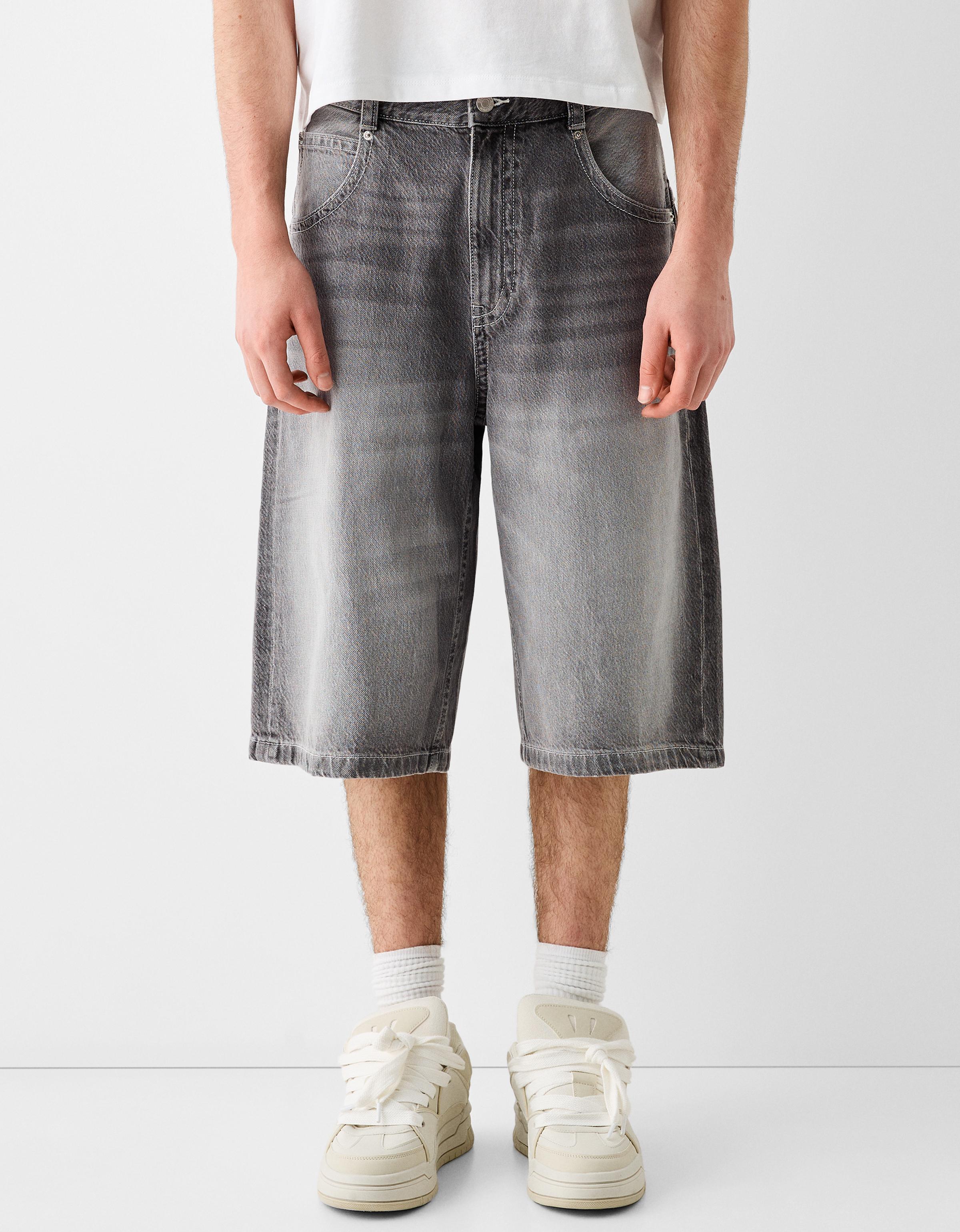 Bershka Denim-Bermudas Im Super-Baggy-Hosen-Fit Herren 34 Grau