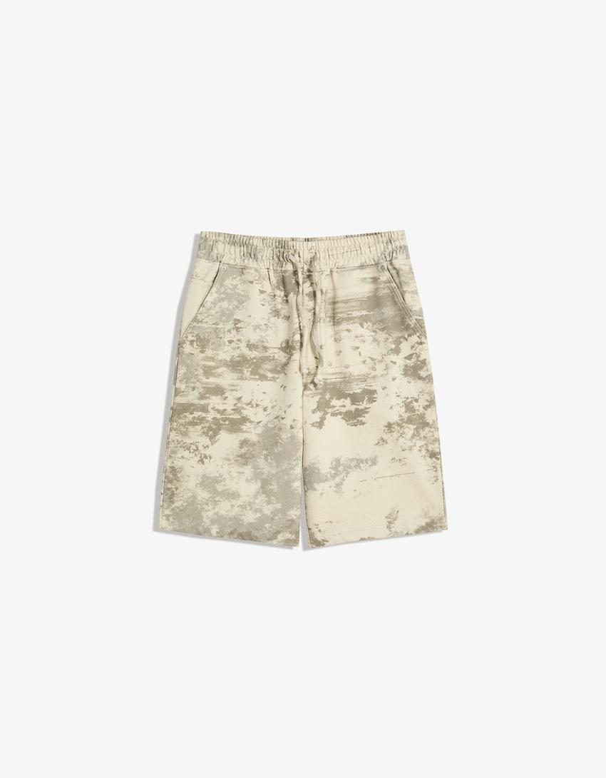 Oversize printed Bermuda shorts-Green