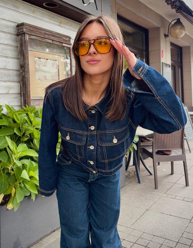 Cropped denim jacket